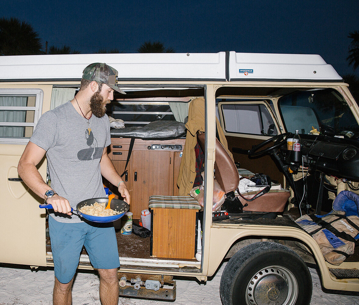 Daniel Norris, el millonario del béisbol que vive en una camper