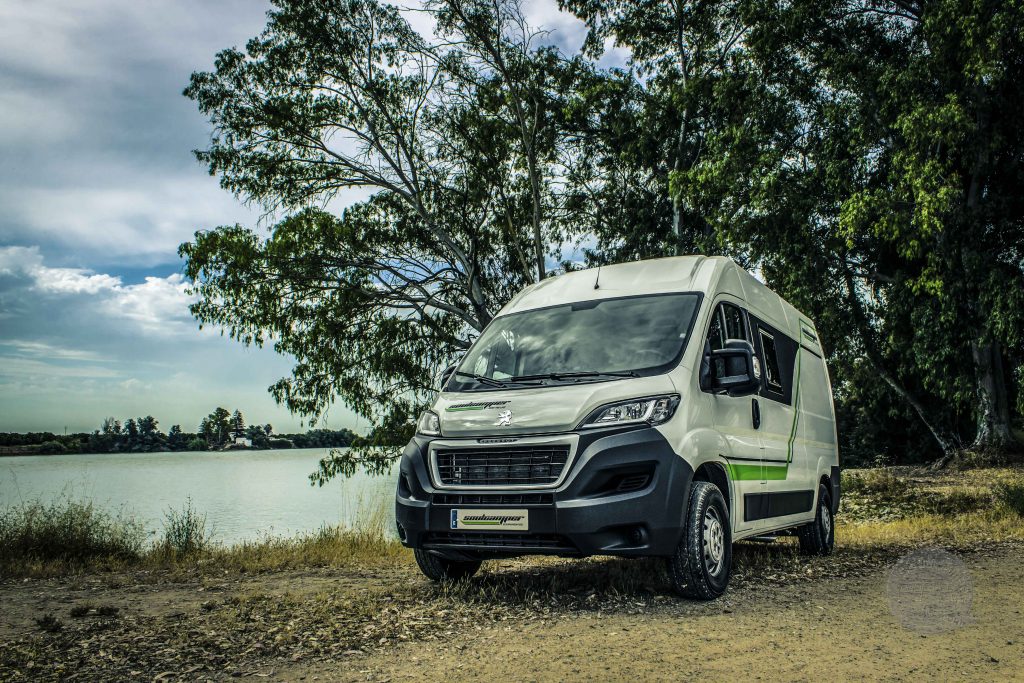 camperización furgoneta peugeot