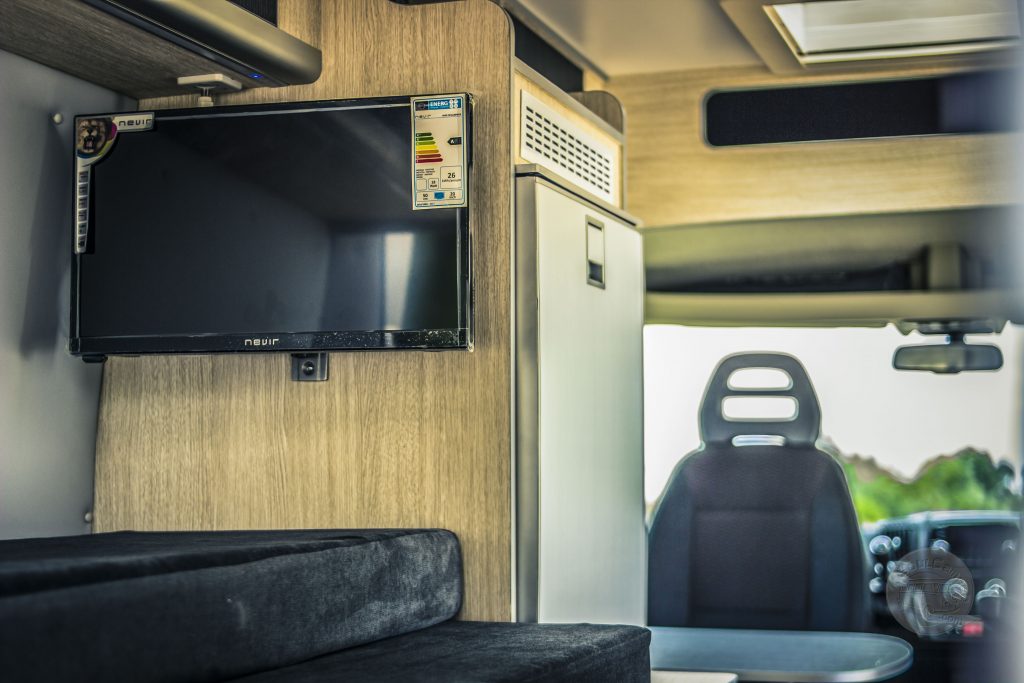 tv en camper