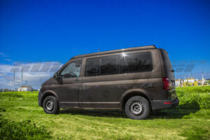 Camperización Volkswagen Caravelle T6 batalla corta